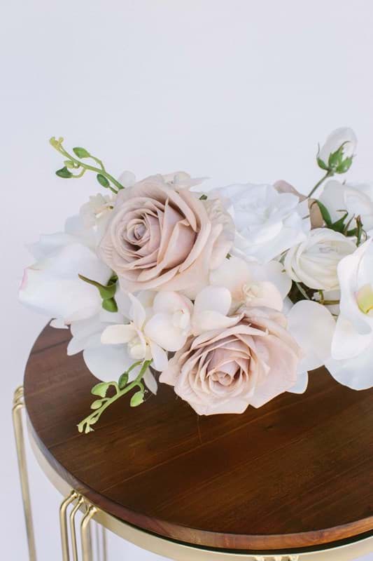 Picture of Wren Centerpiece