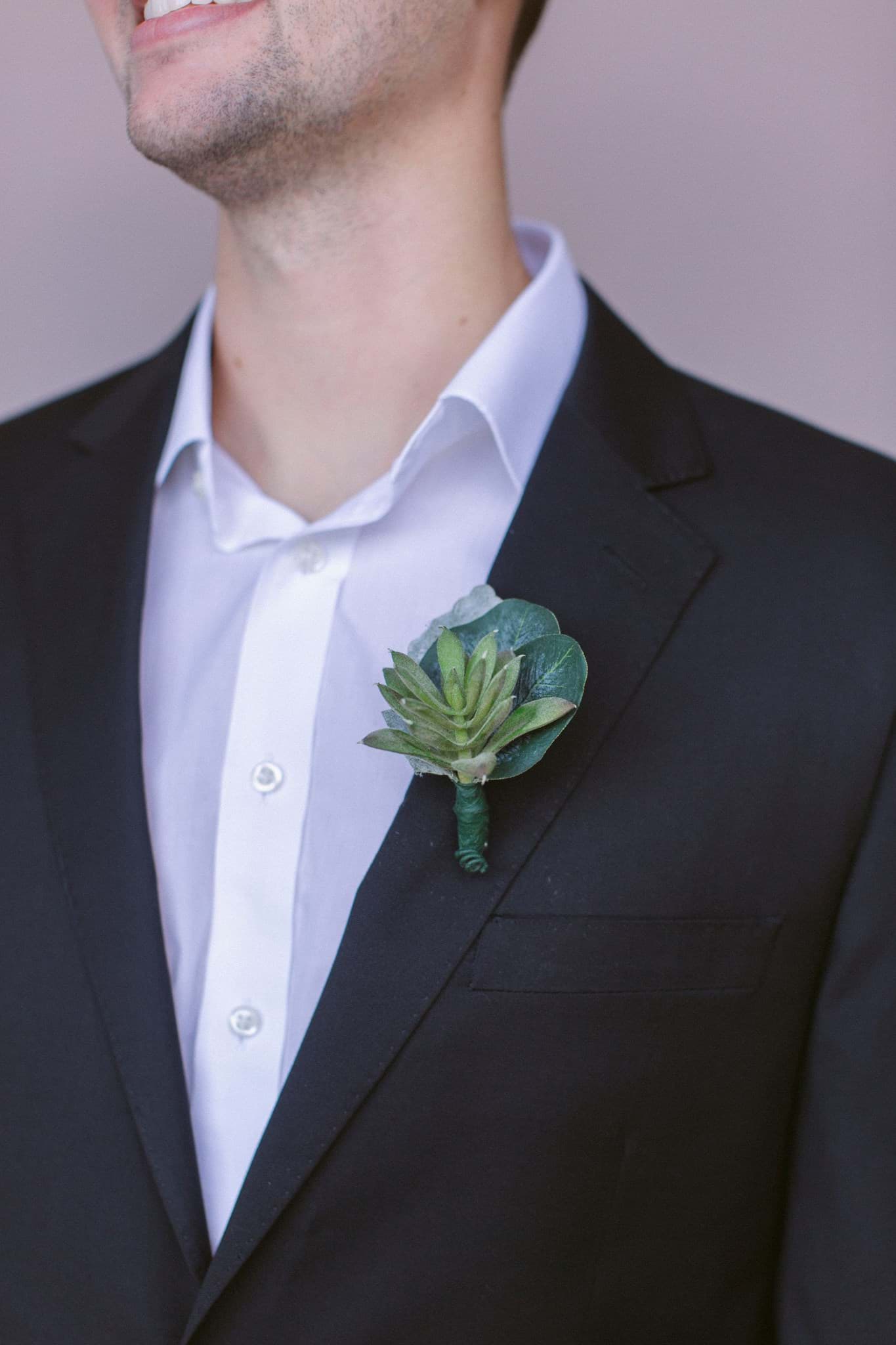 Picture of Stella Boutonniere (Green Sedum)