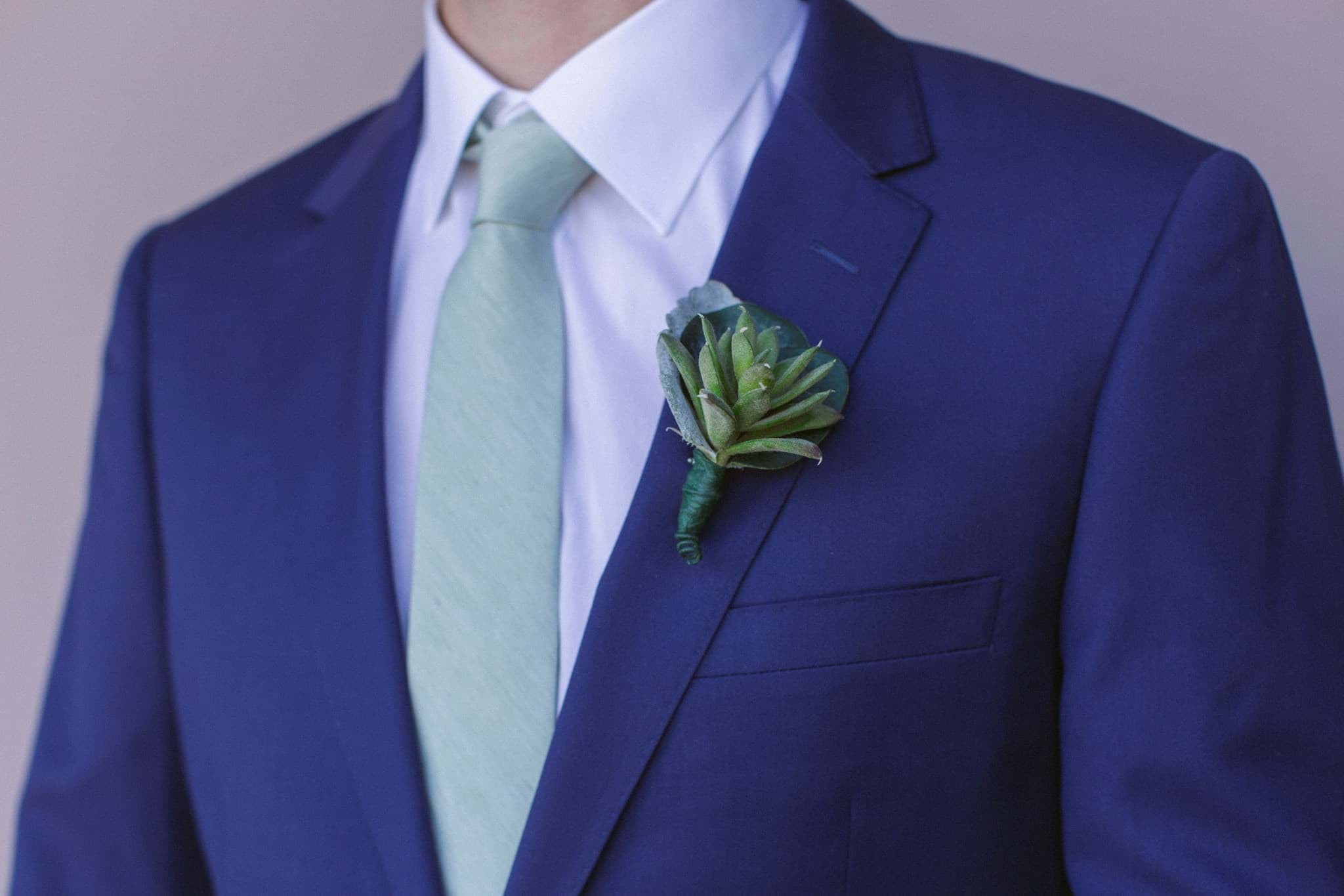 Picture of Stella Boutonniere (Green Sedum)