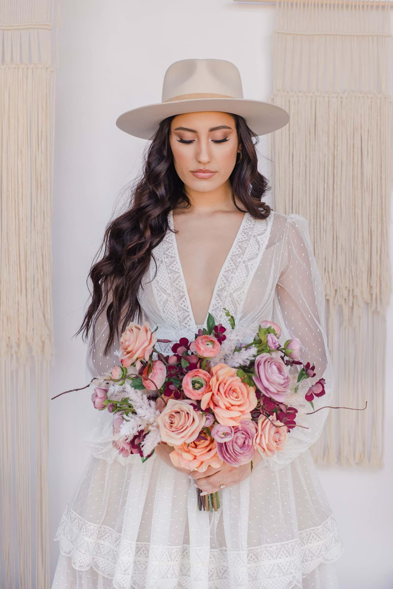 Picture of Nina Bridal Bouquet (Hand-tied)