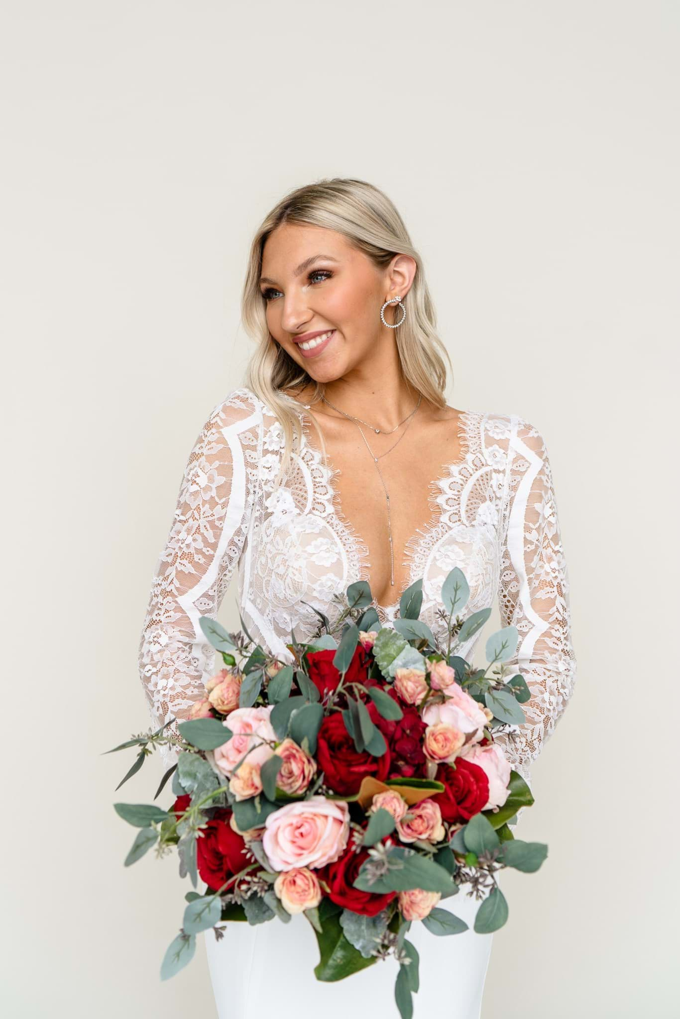 Picture of Kimpton Bridal Bouquet (Round)