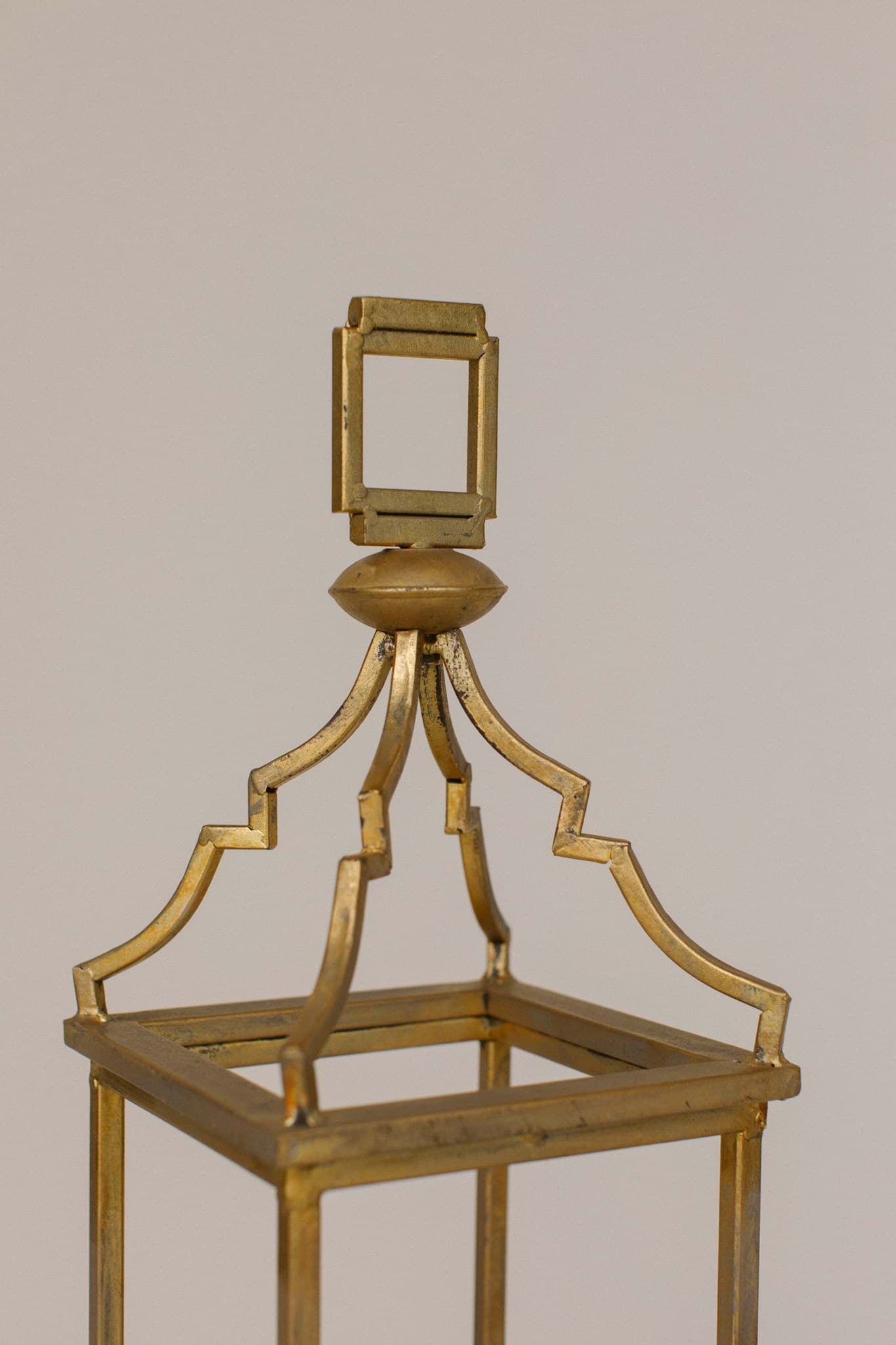 Picture of Premium Gold Lantern (Large)