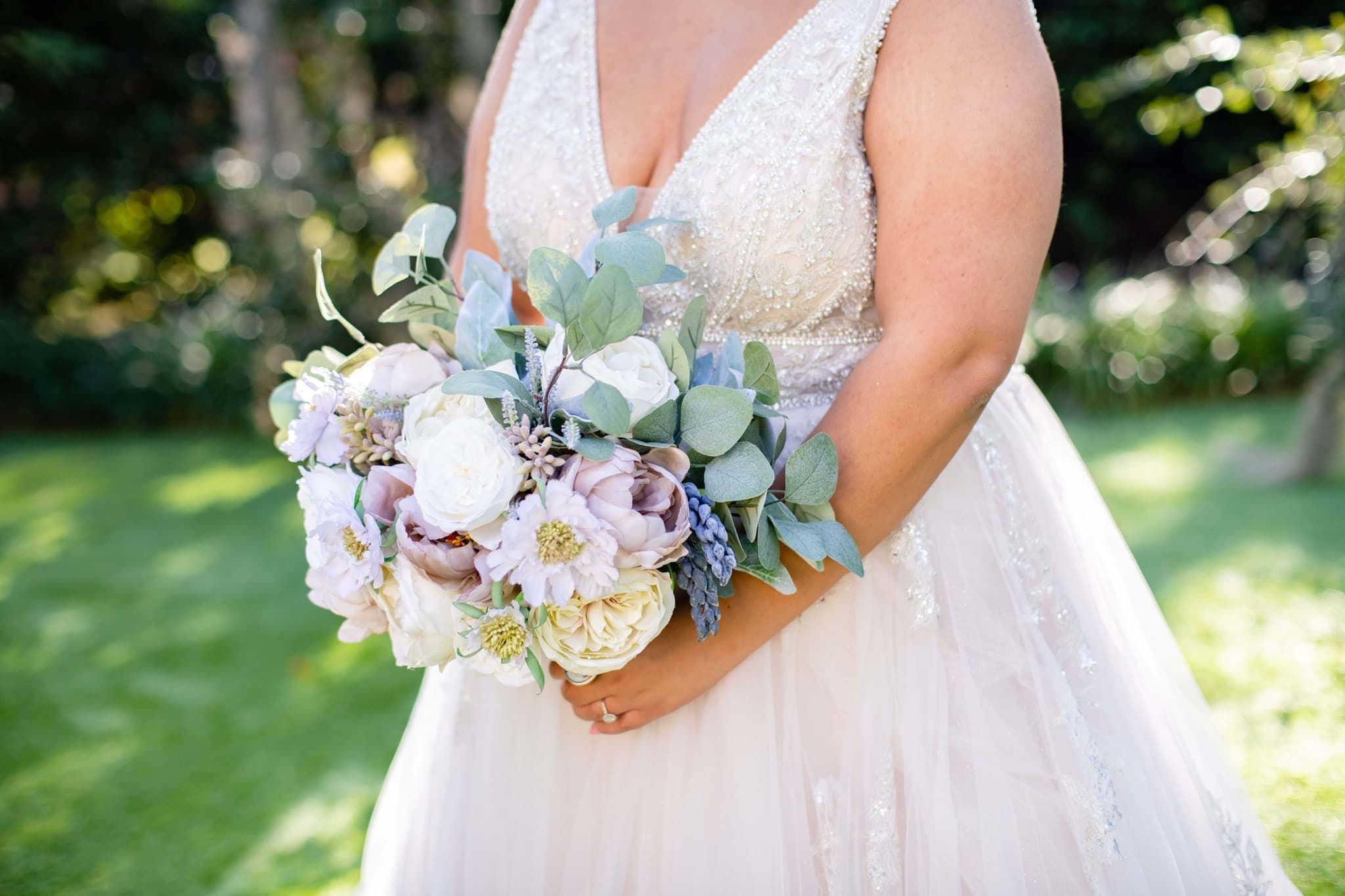 Picture of Taylor Bridal Bouquet (Hand-tied)