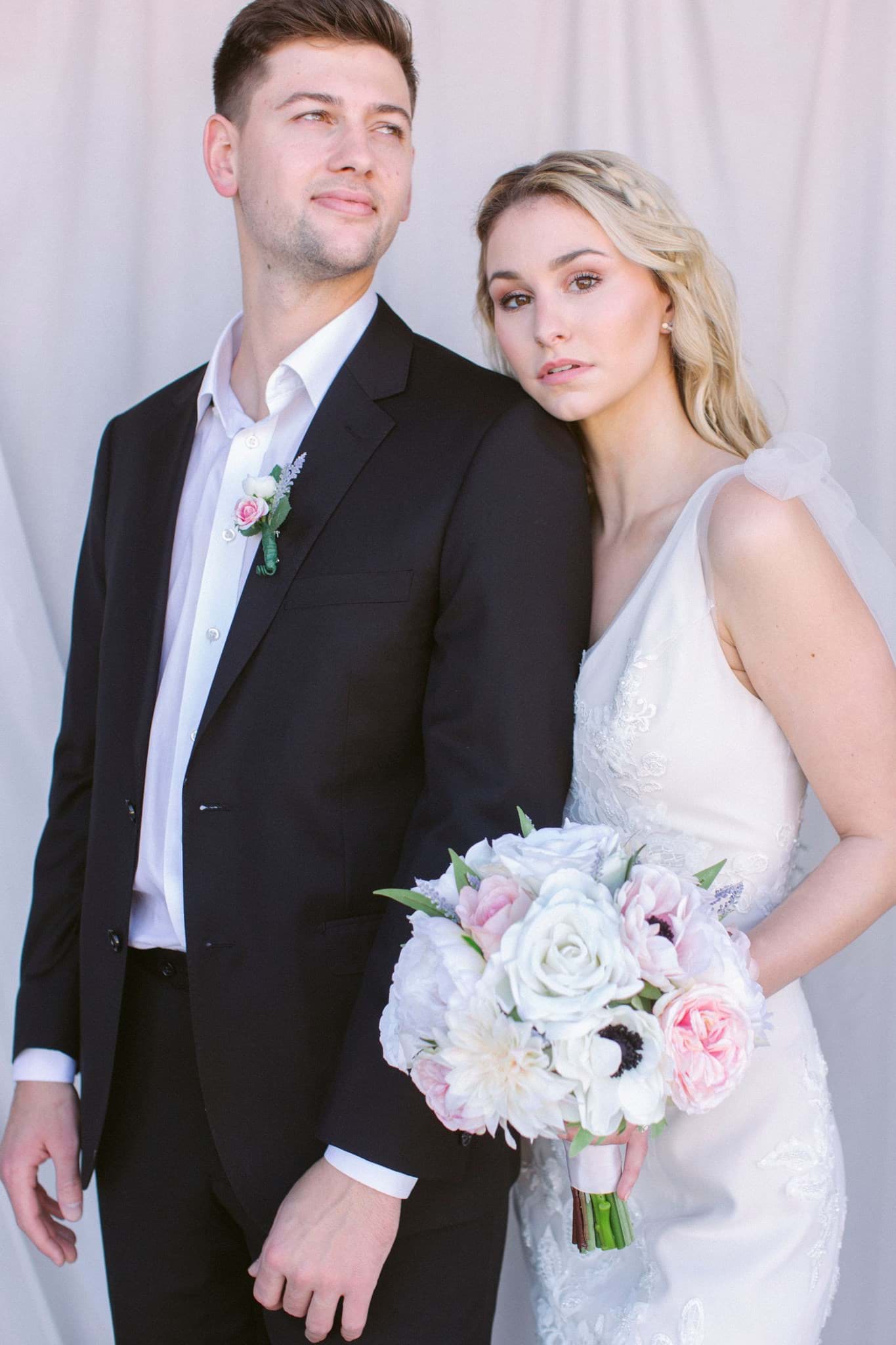Picture of Charlotte Bridal Bouquet (Round)