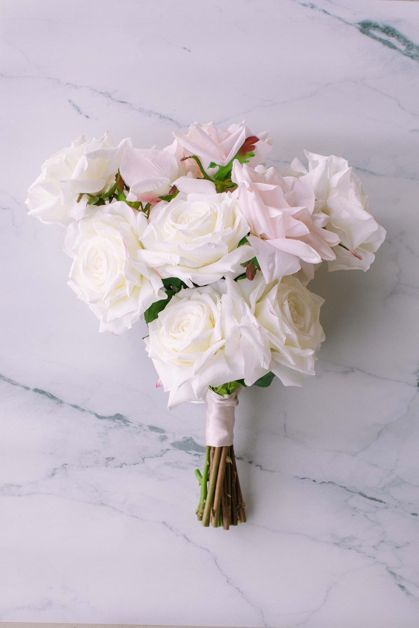 Picture of Bianca Bridal Bouquet (Garden-cut)