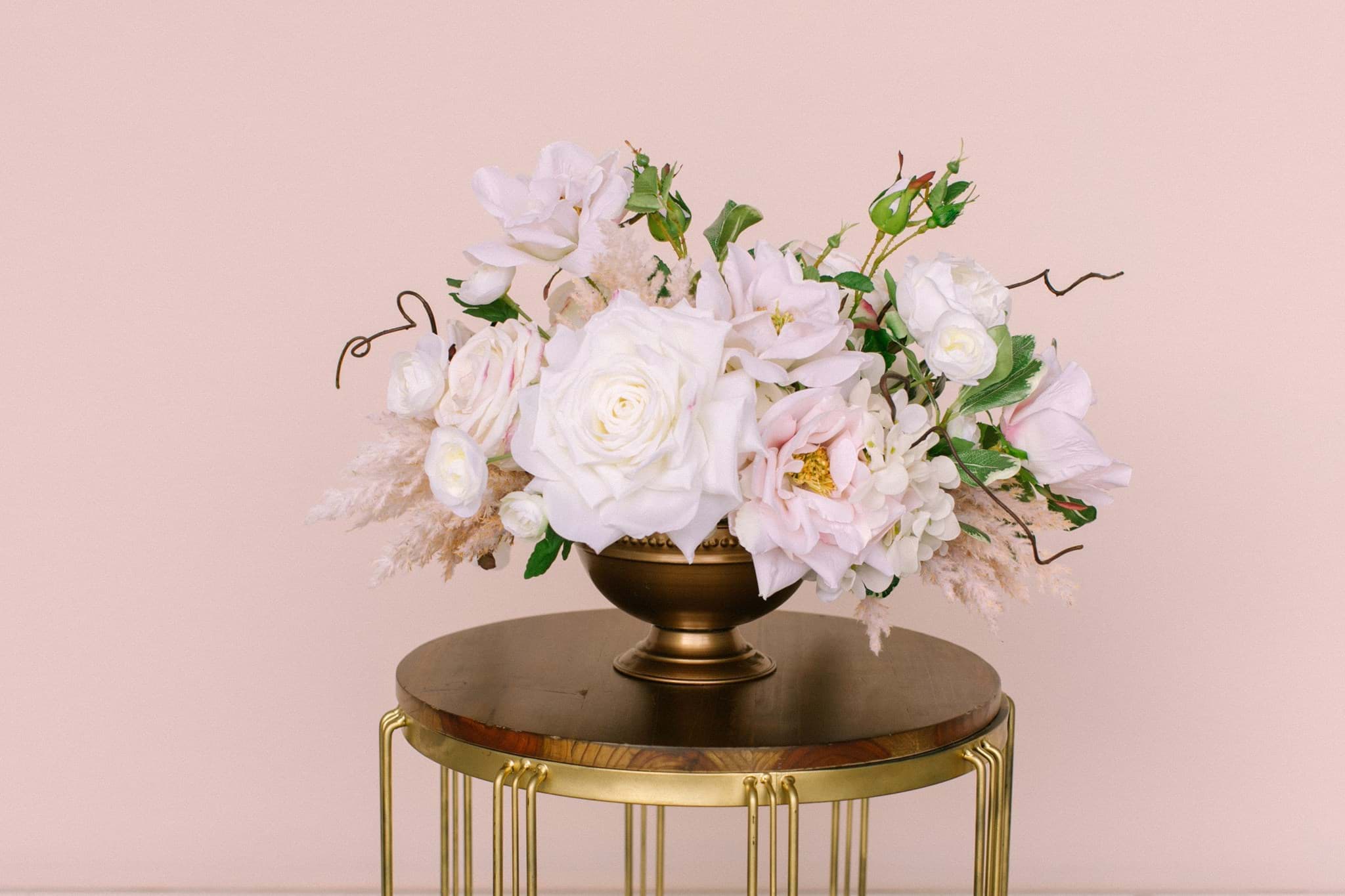 Picture of Bianca Large Centerpiece