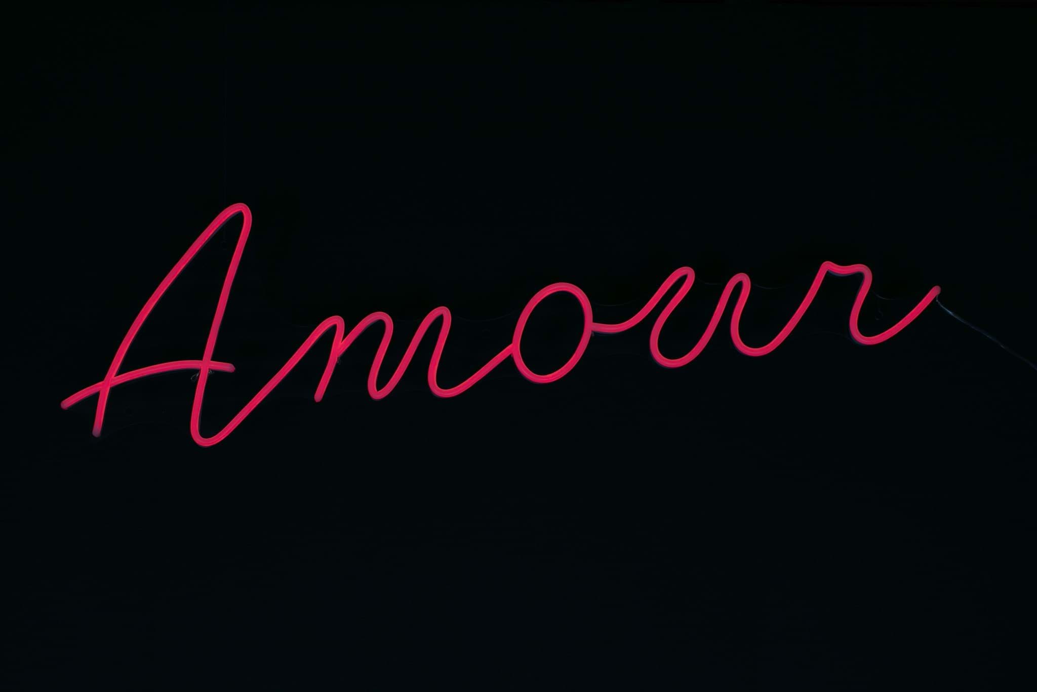 Picture of 'Amour' Neon Sign