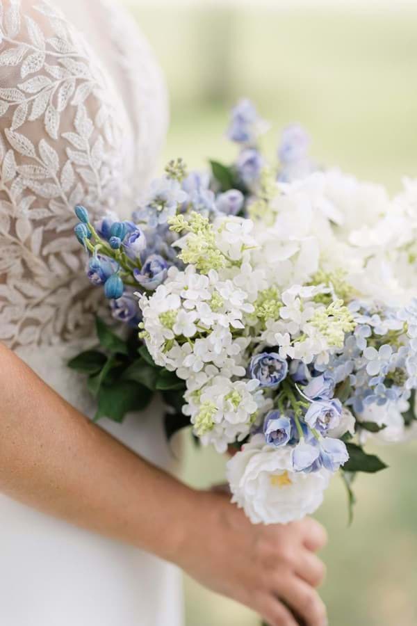 Picture of Millie Bridal Bouquet (Hand-tied)