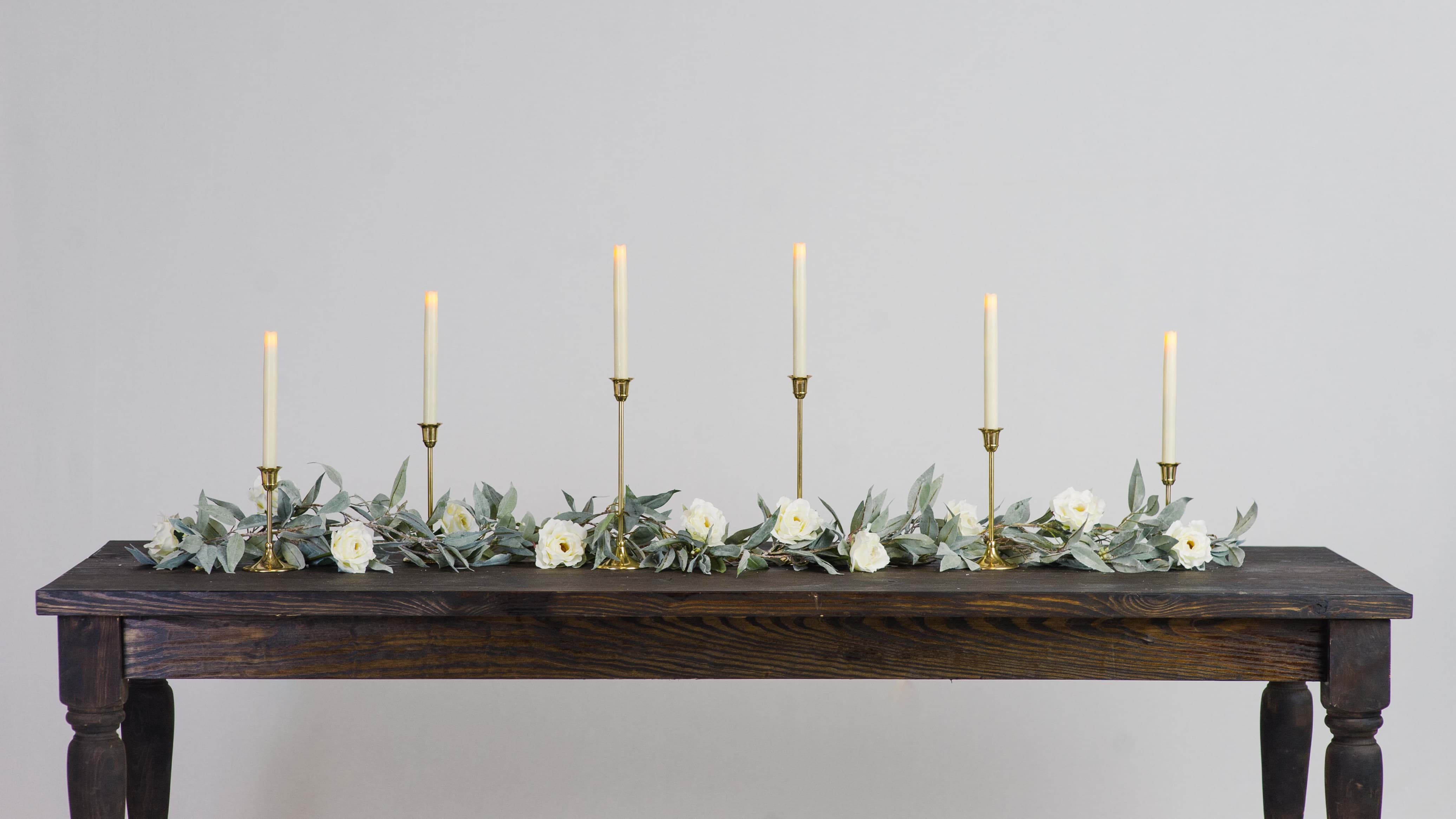Picture of Frosted Leaf Garland