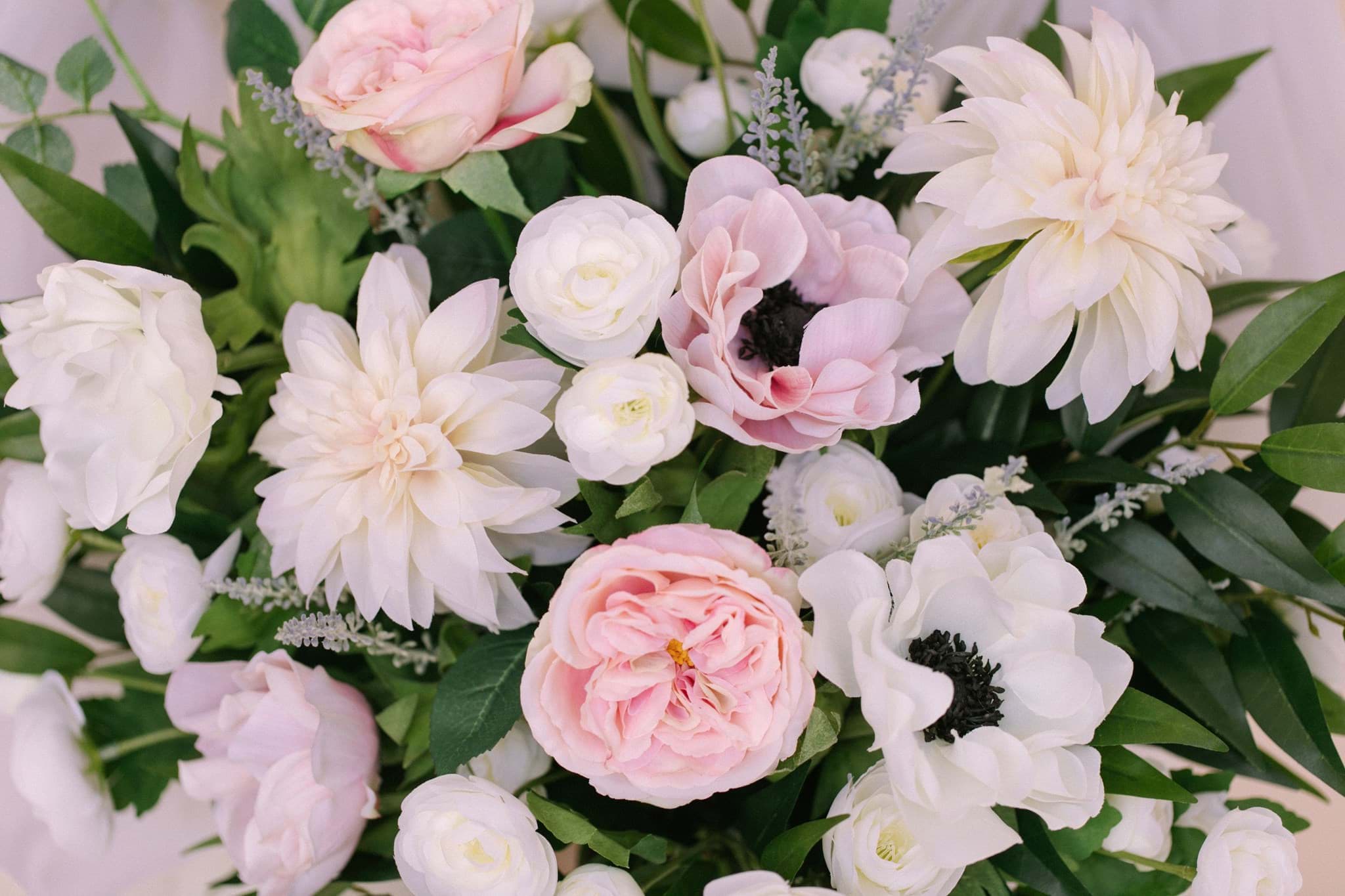 Picture of Charlotte Bridal Bouquet (Hand-tied)