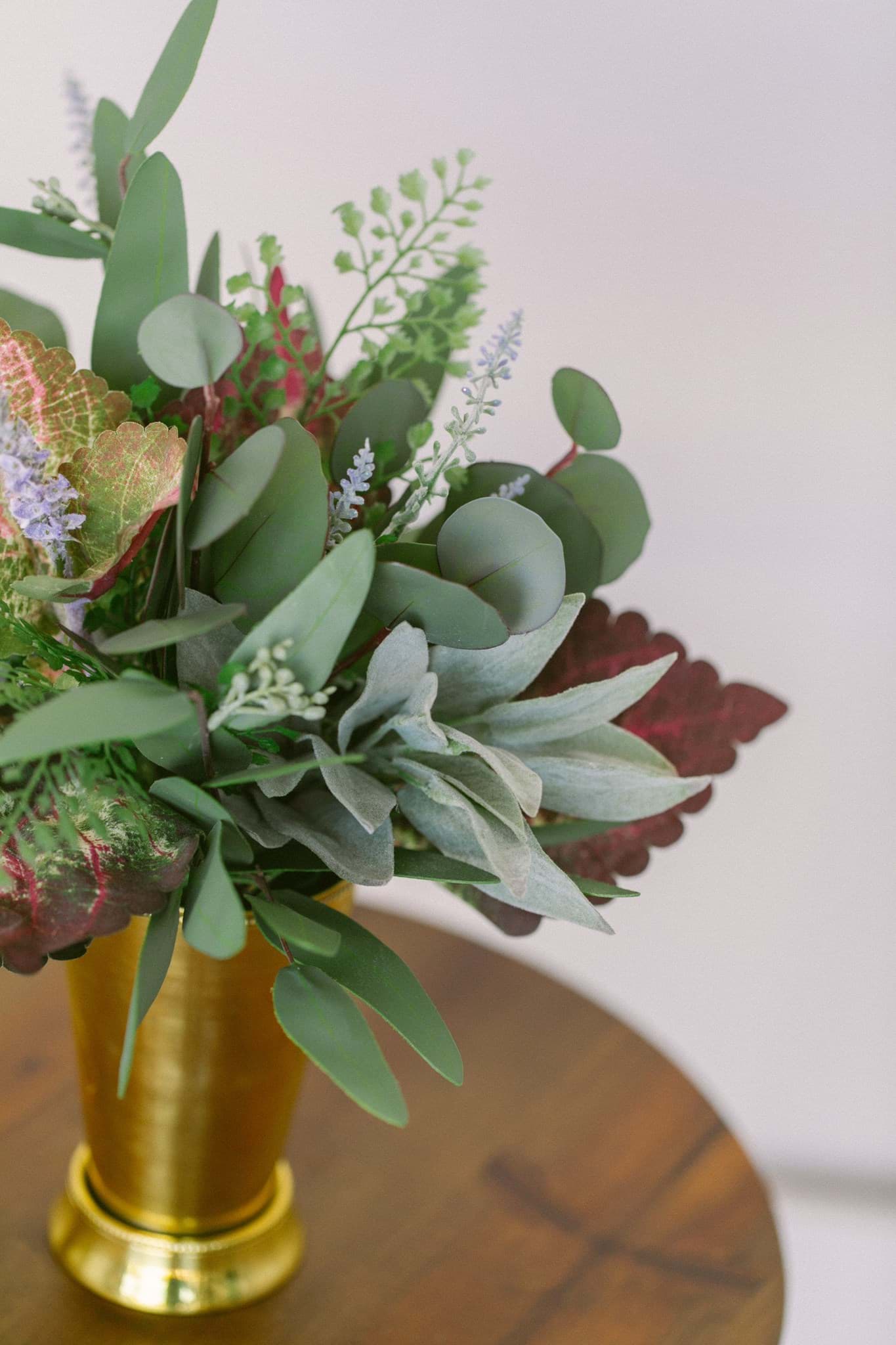 Picture of Laurel Centerpiece