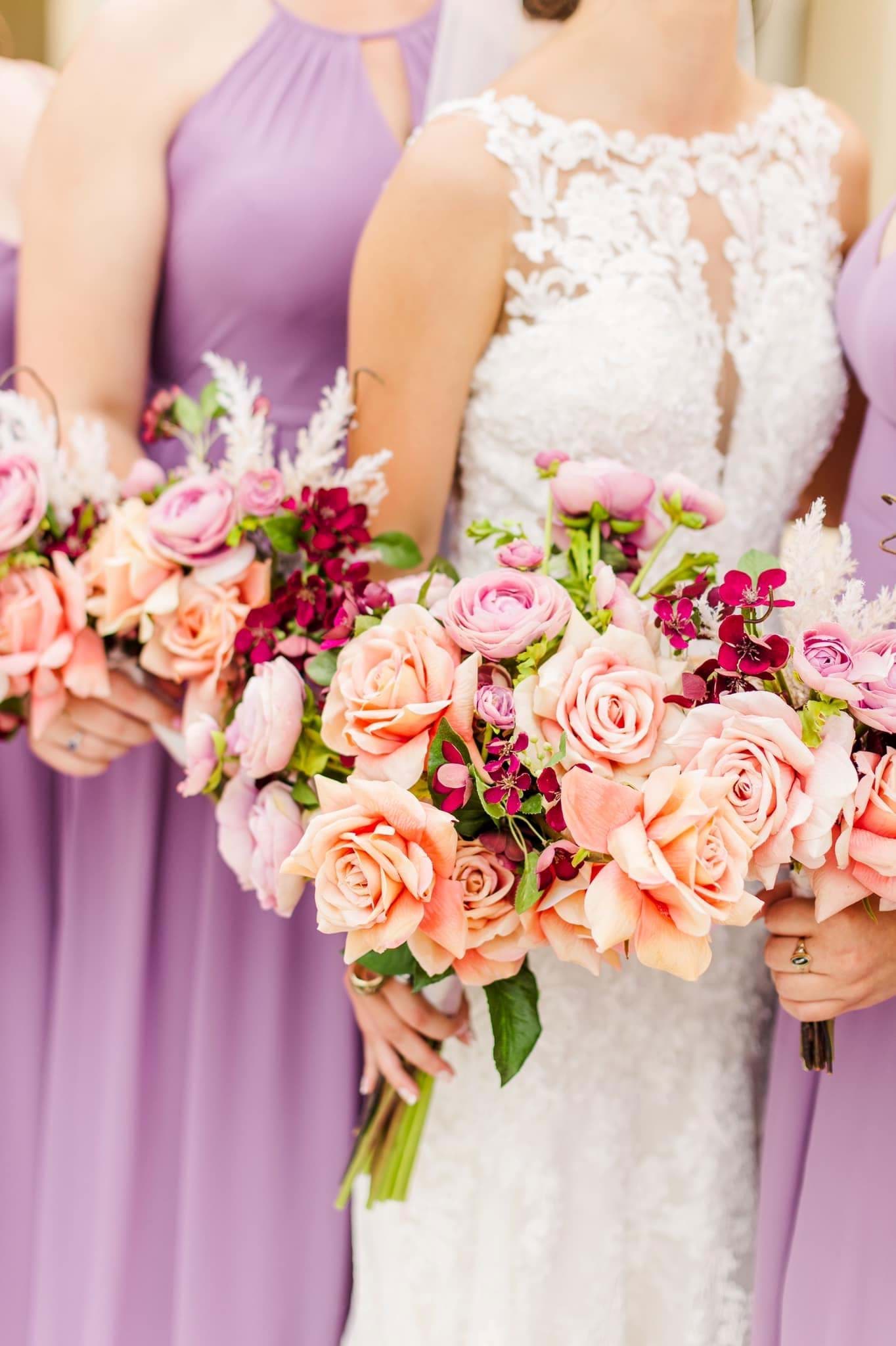 Picture of Nina Bridal Bouquet (Garden-cut)