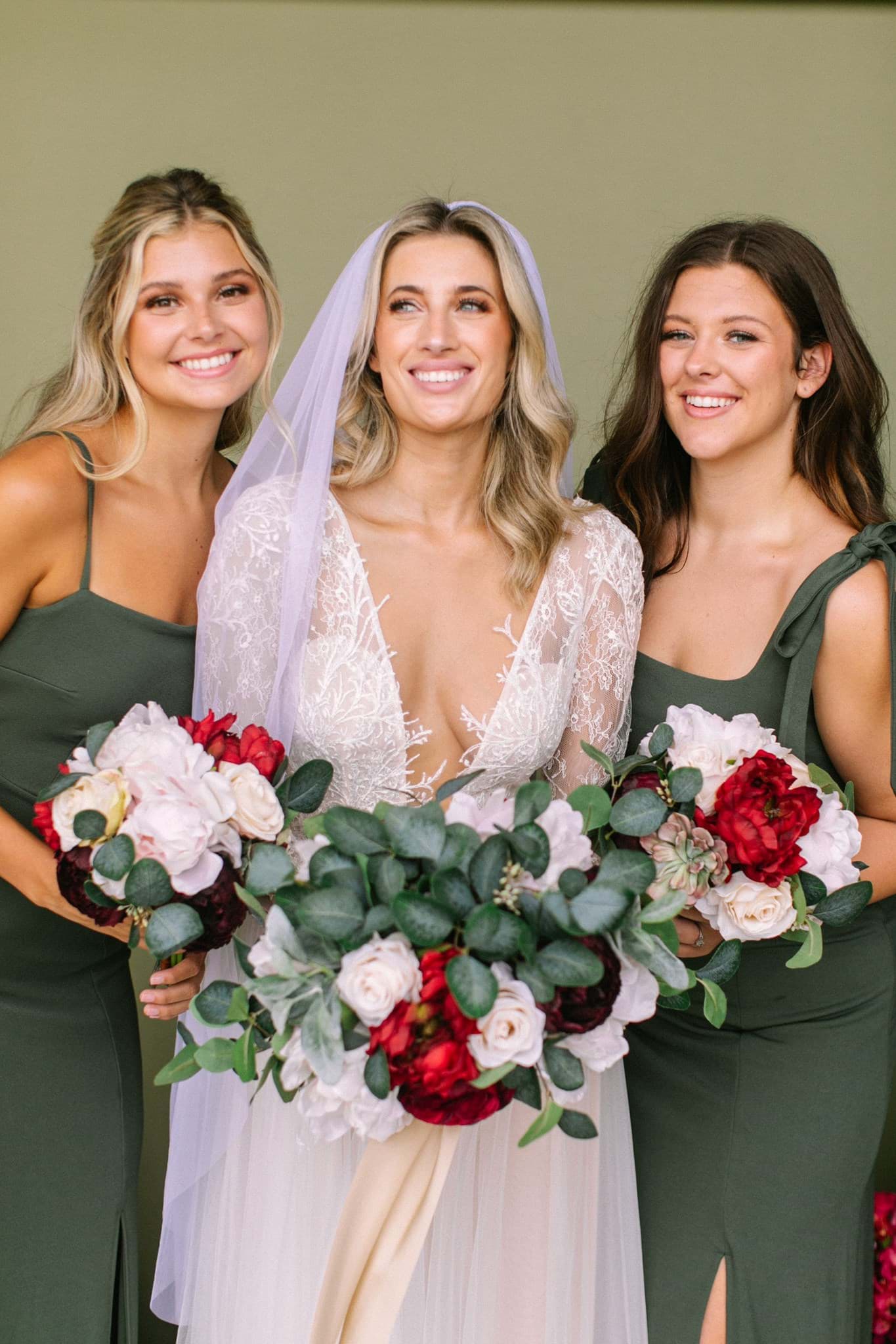 Picture of Stella Bridal Bouquet (Round)