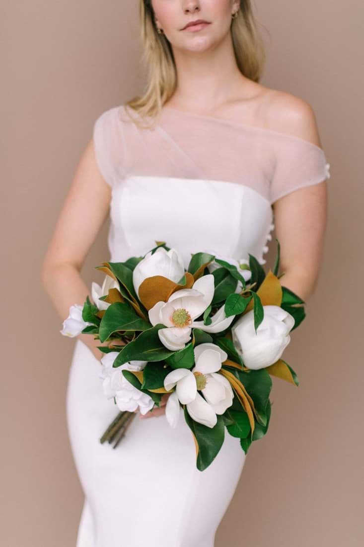 Picture of Shelbie Bridal Bouquet (Hand-tied)
