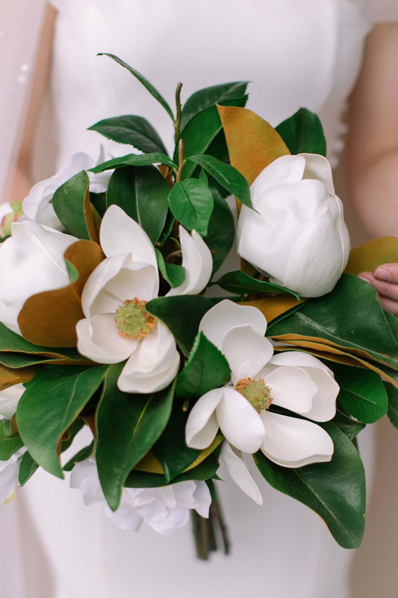 Picture of Shelbie Bridal Bouquet (Hand-tied)