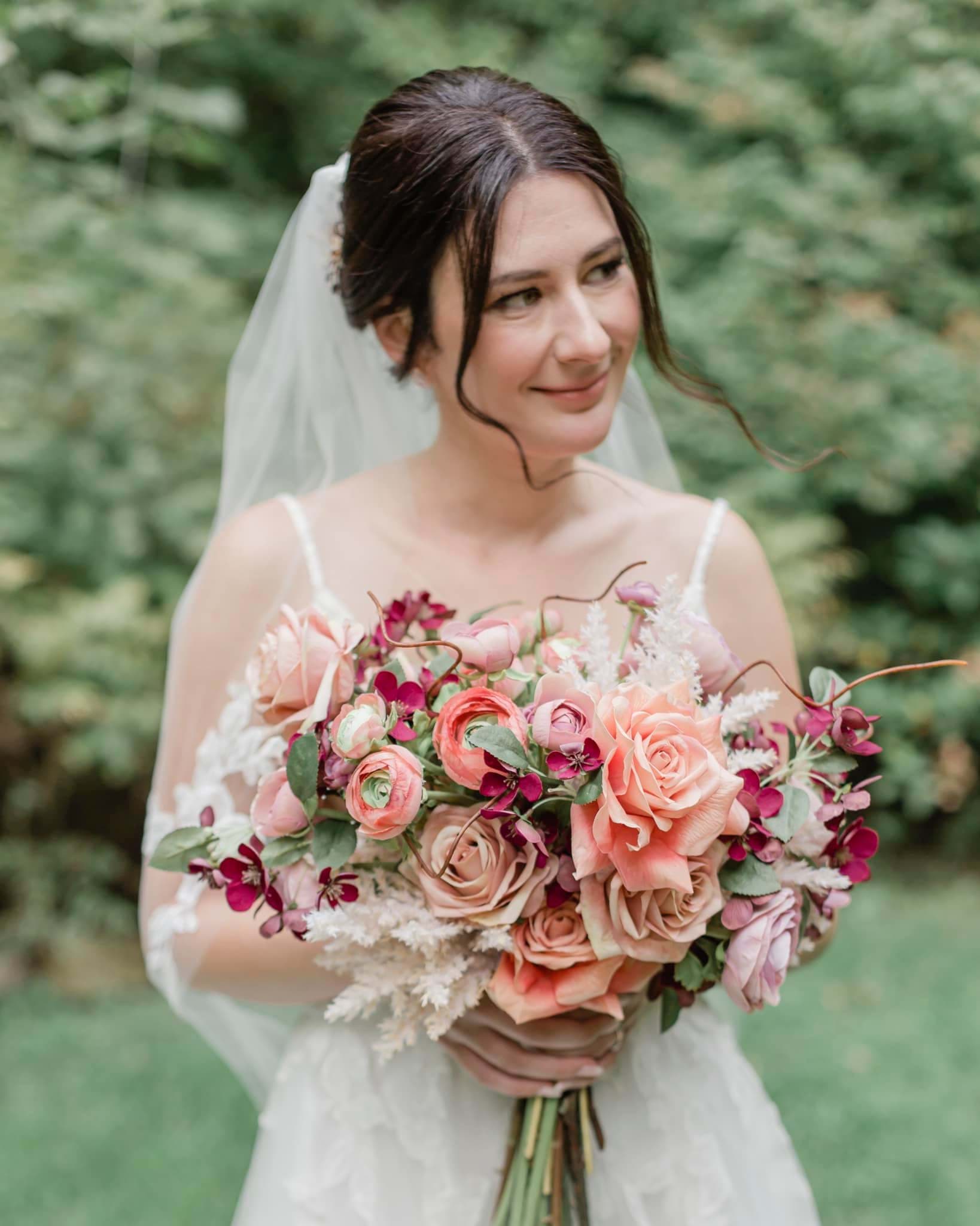 Picture of Nina Bridal Bouquet (Hand-tied)