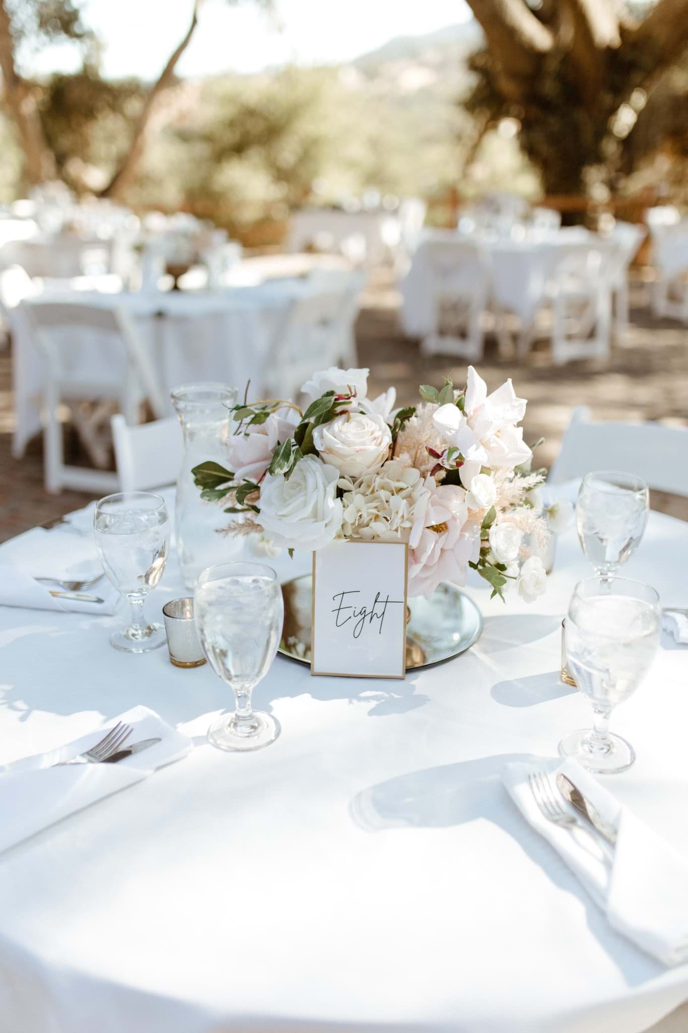 Picture of Bianca Large Centerpiece