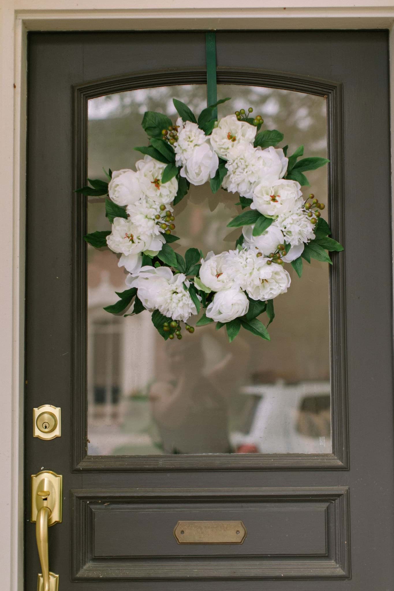 Picture of White Peony Wreath