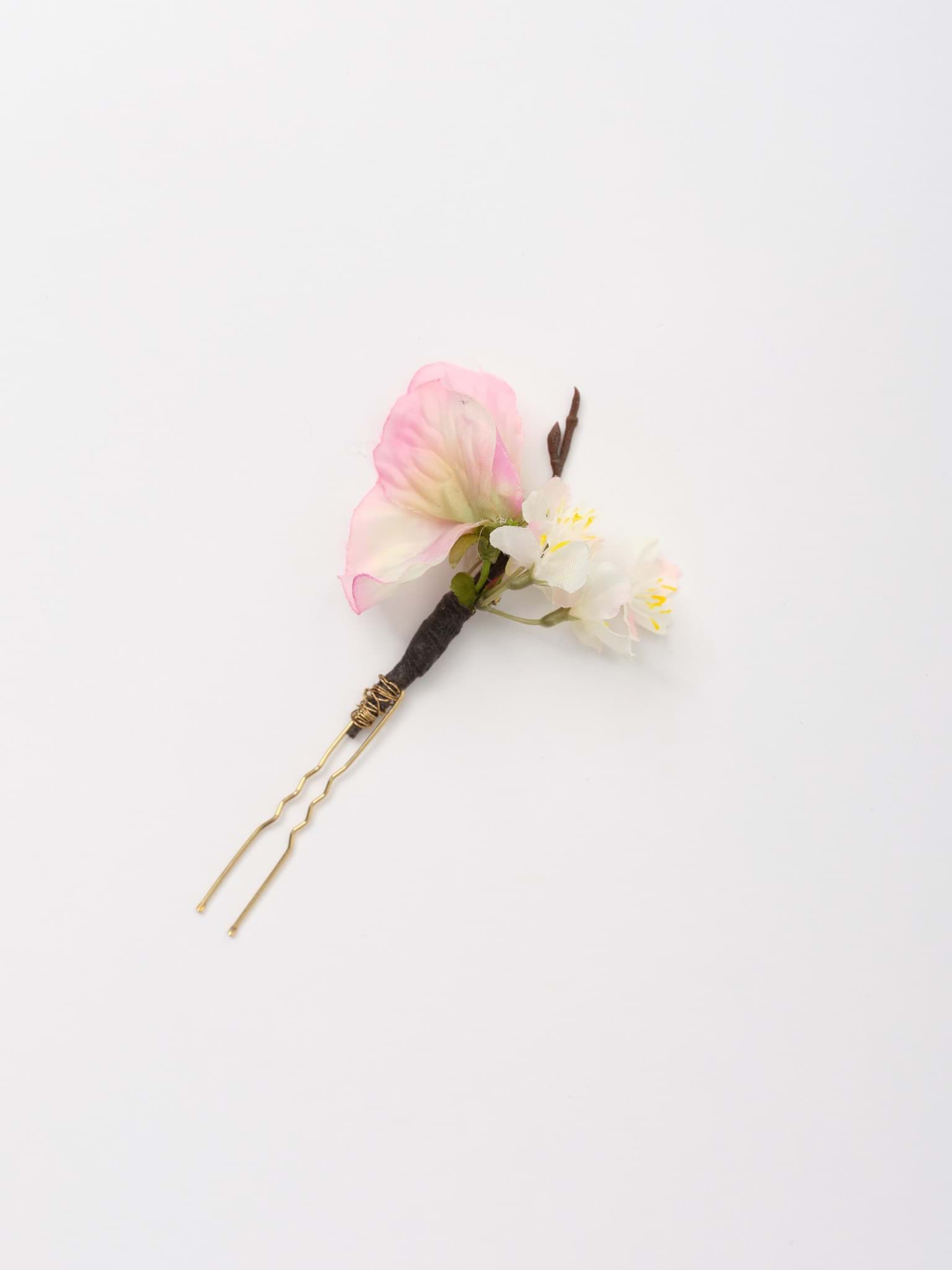 Picture of Marlowe Floral Hairpin