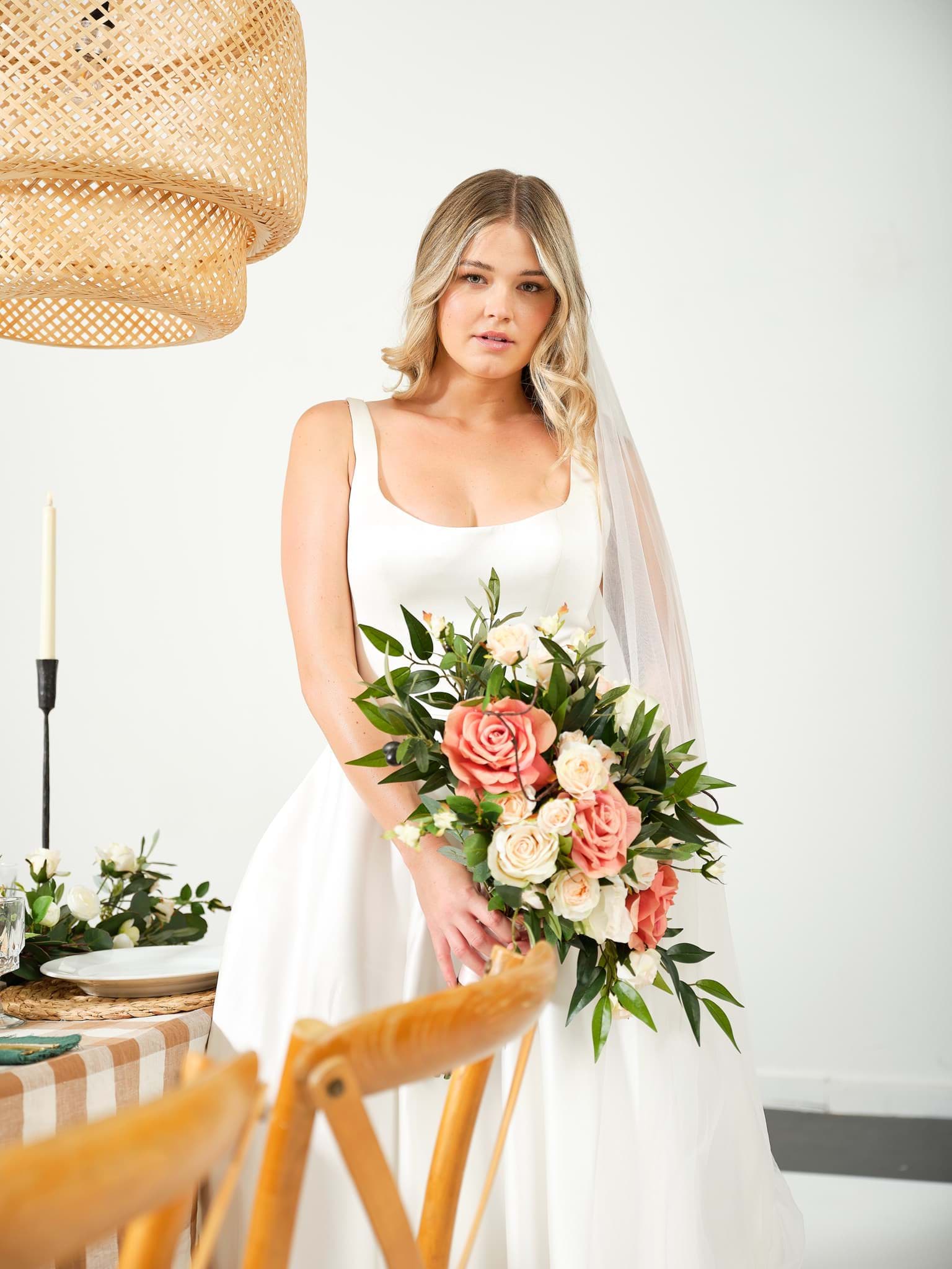 Picture of Olivia Bridal Bouquet (Garden-cut)