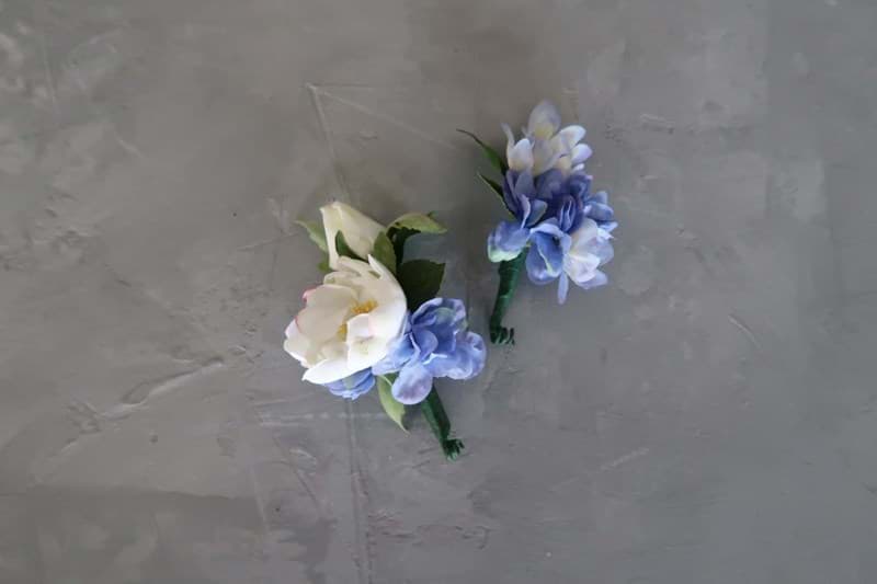 Picture of Millie Boutonniere (Rose)