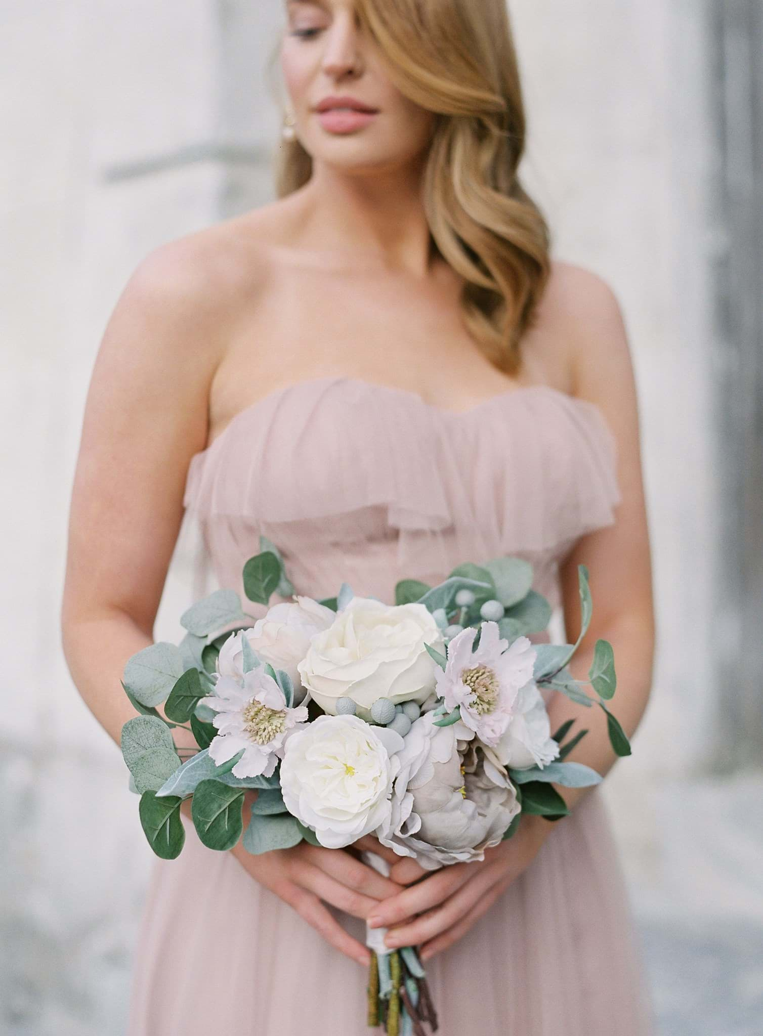 Picture of Taylor Bridesmaid Bouquet