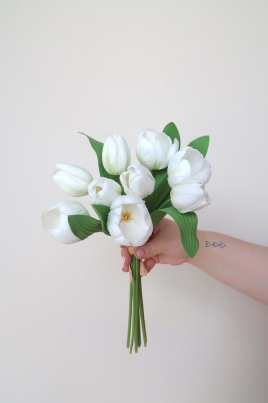 Picture of Real Touch White Tulip Bundle