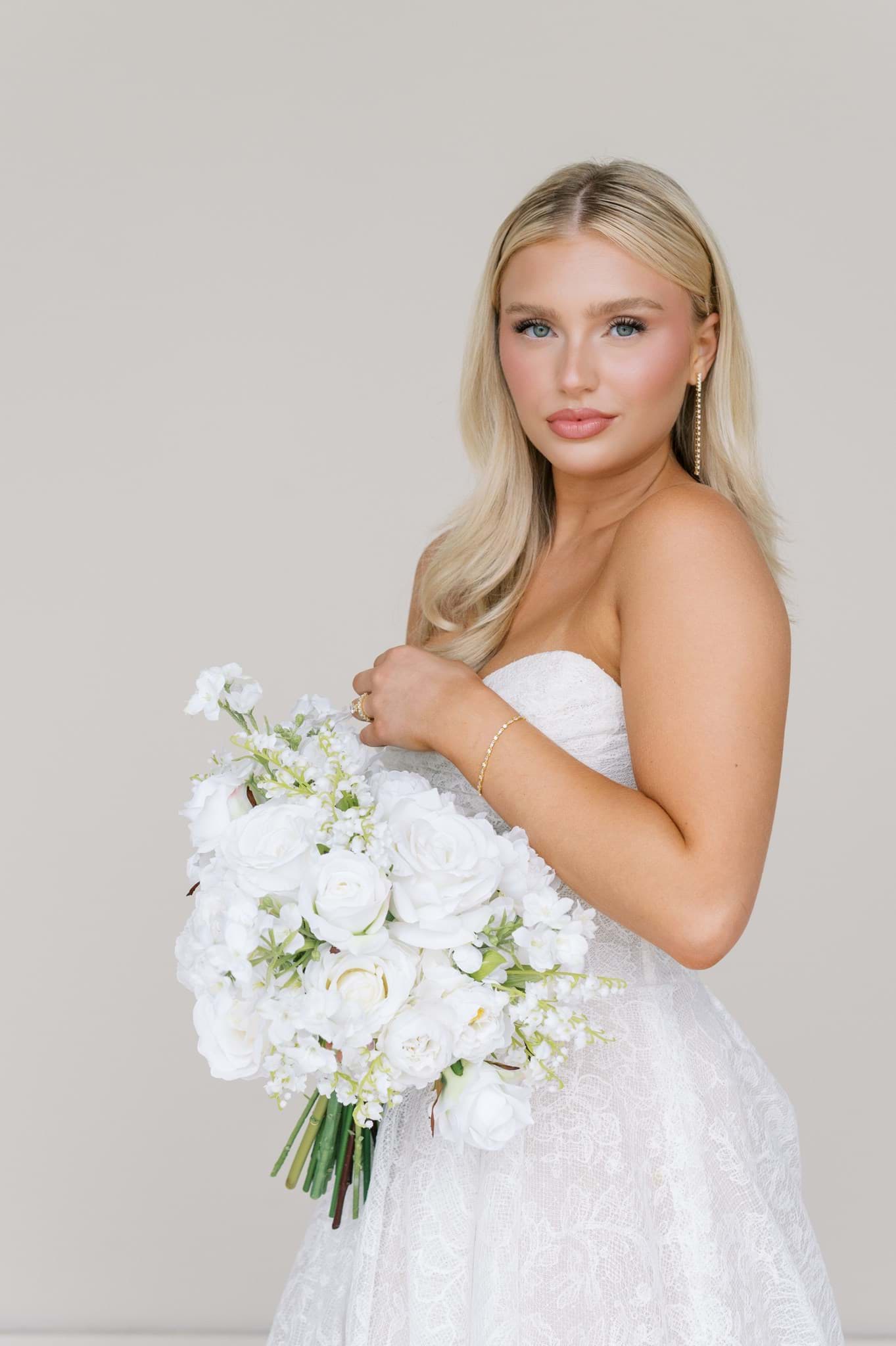 Picture of Audrey Bridal Bouquet (Hand-tied)