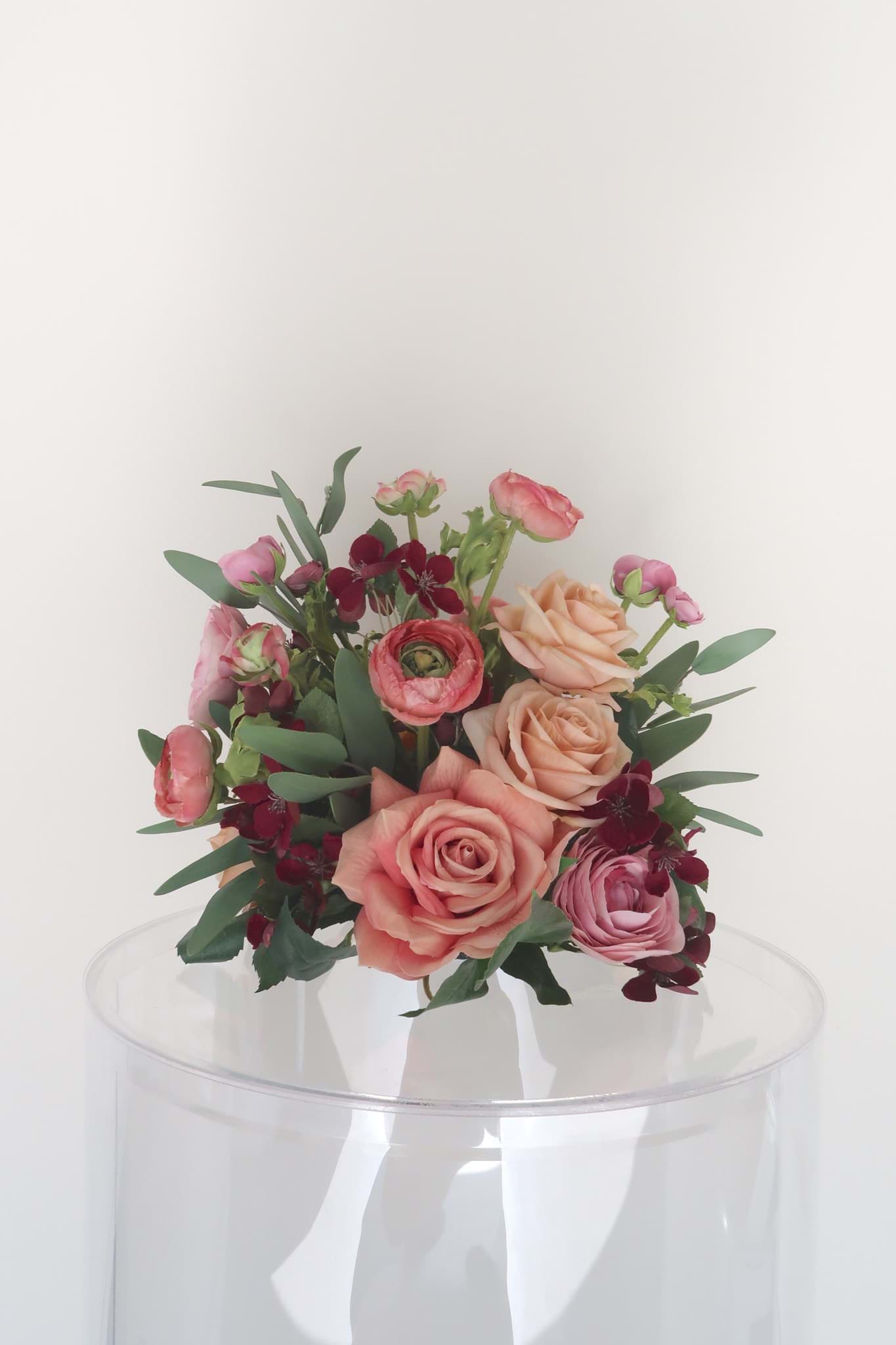 Picture of Nina Vaseless Centerpiece