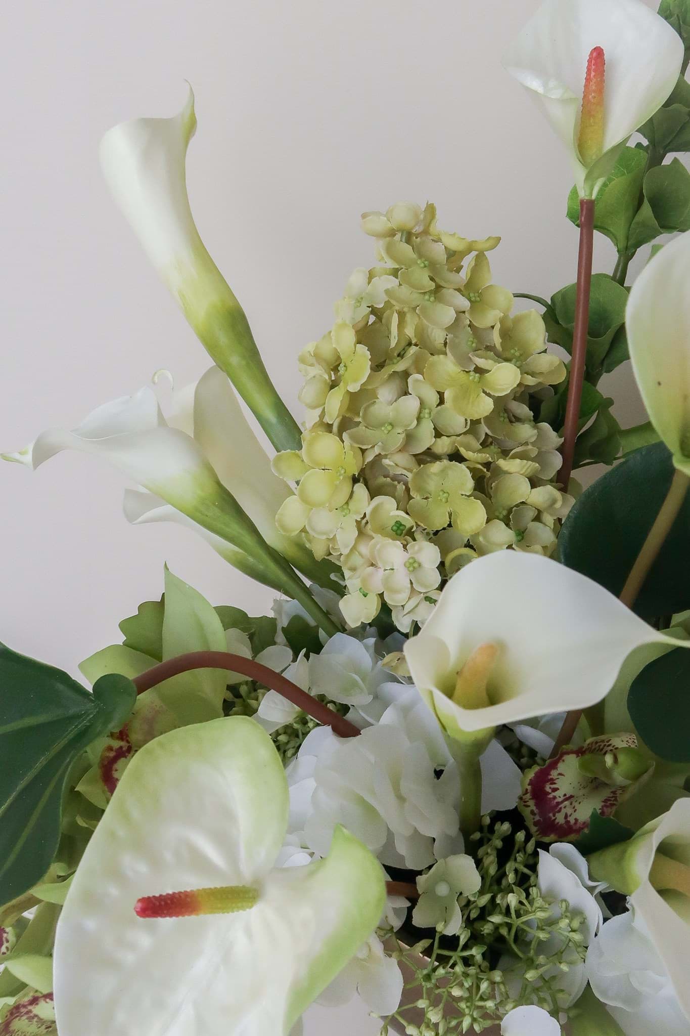 Picture of Zayah Large Centerpiece