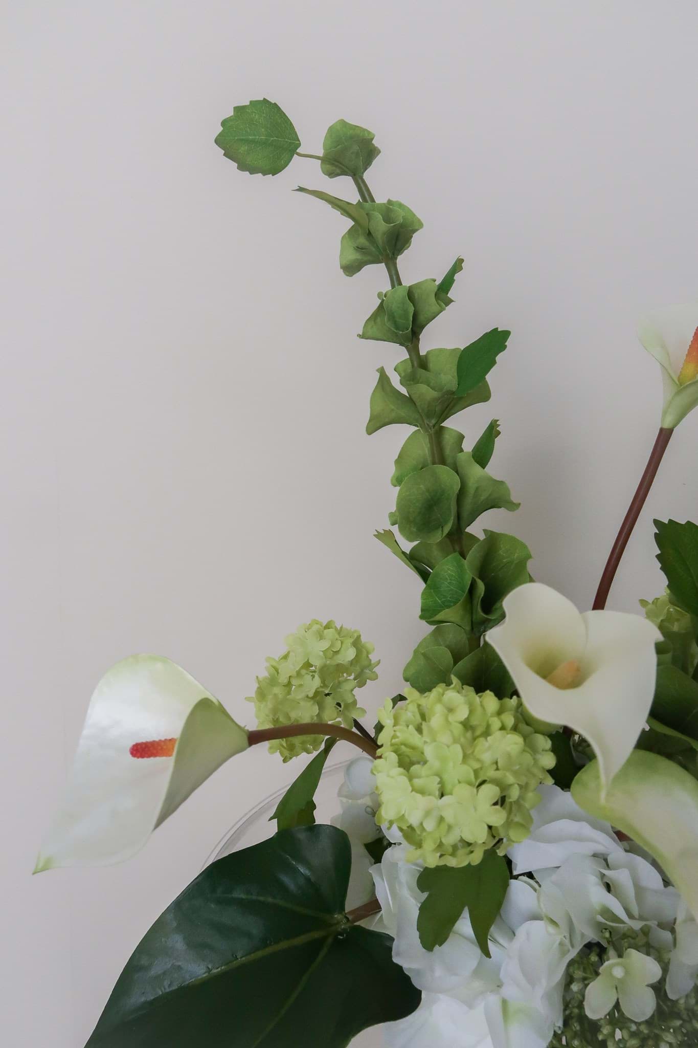 Picture of Zayah Vaseless Centerpiece