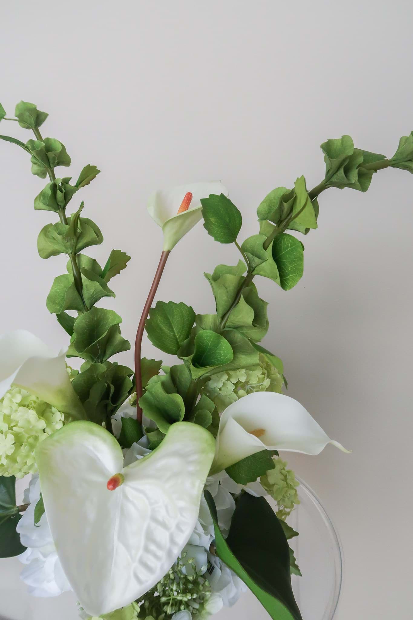 Picture of Zayah Vaseless Centerpiece