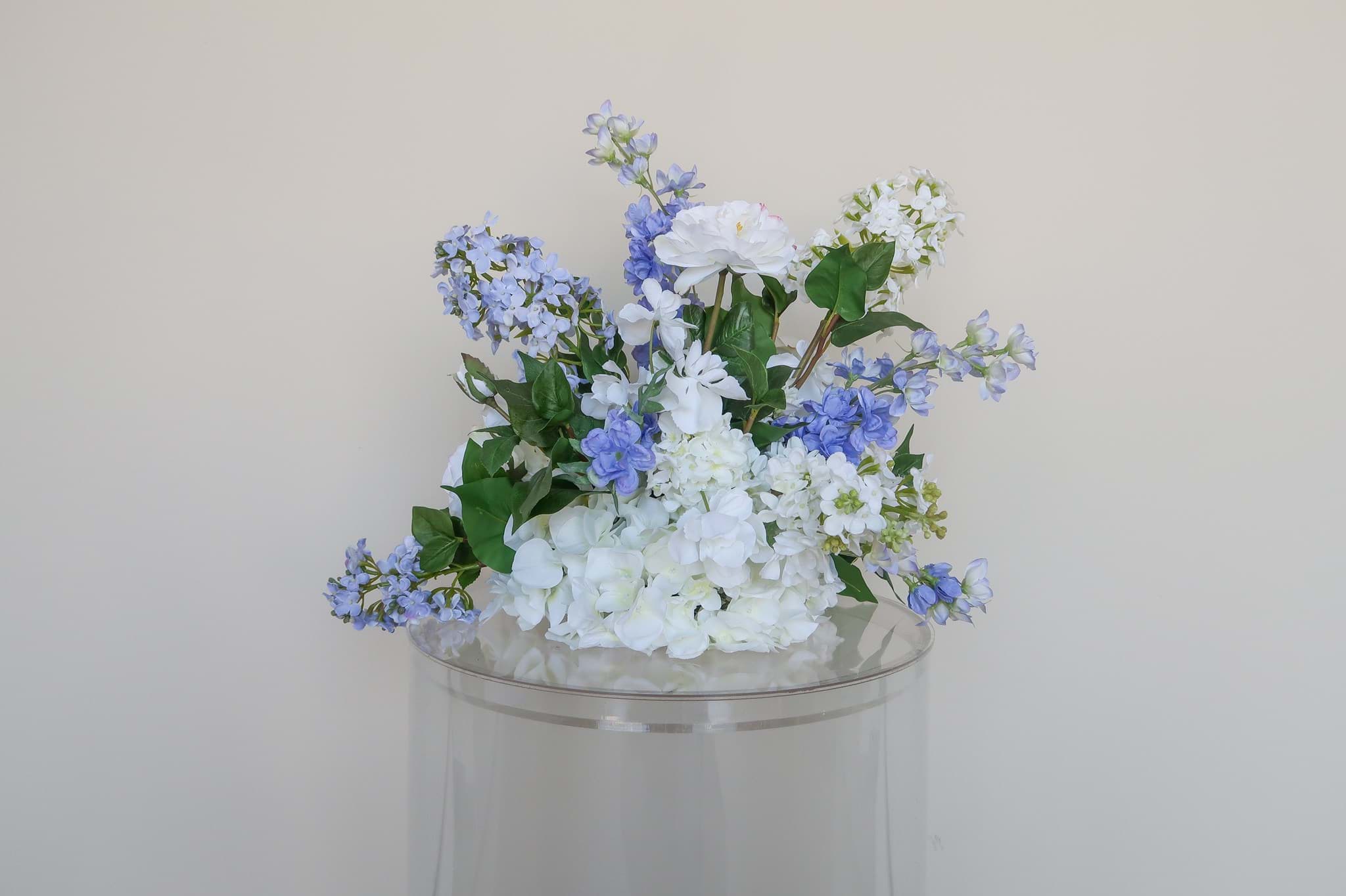 Picture of Millie Vaseless Centerpiece