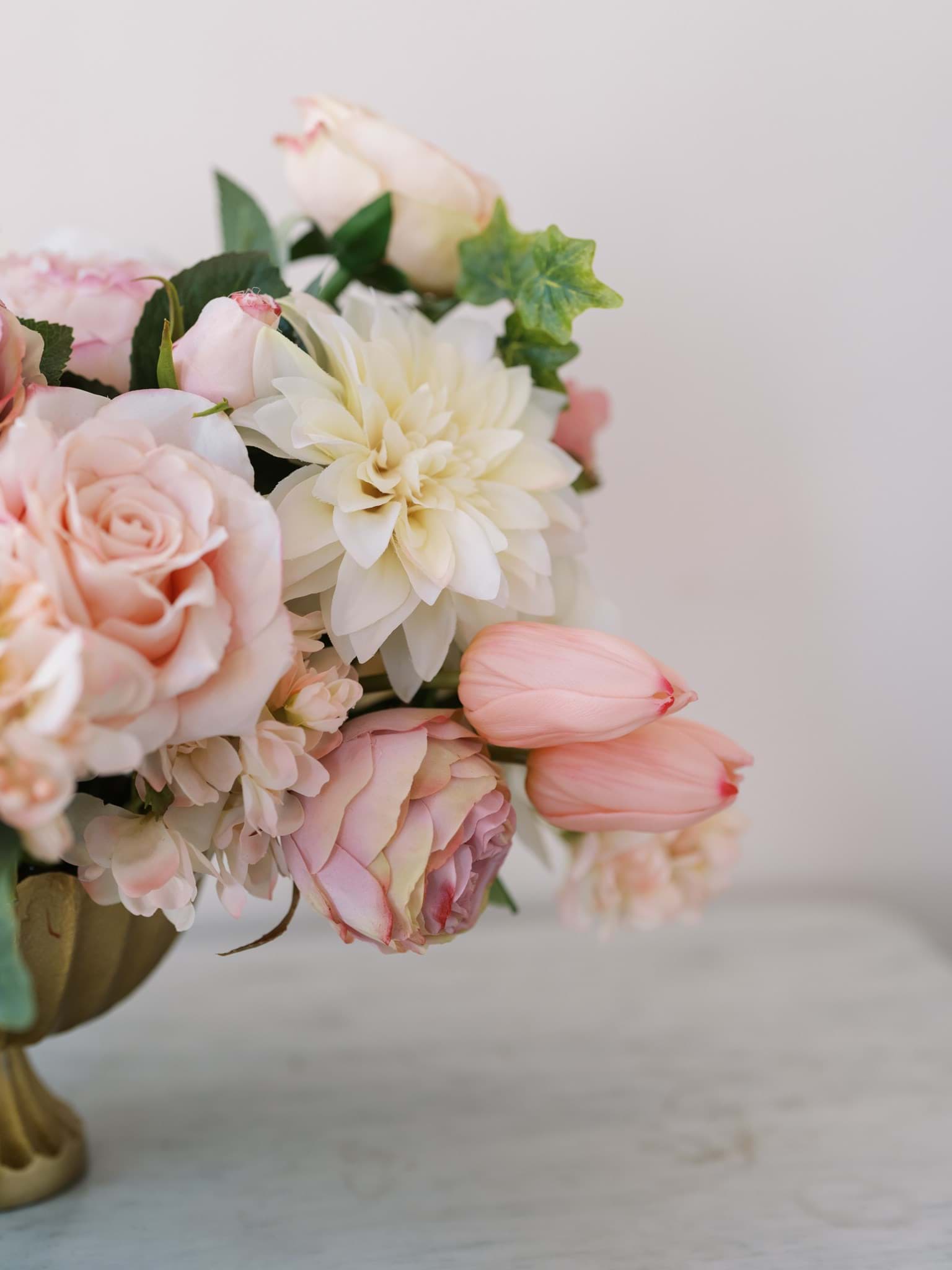 Picture of Charlotte Large Centerpiece